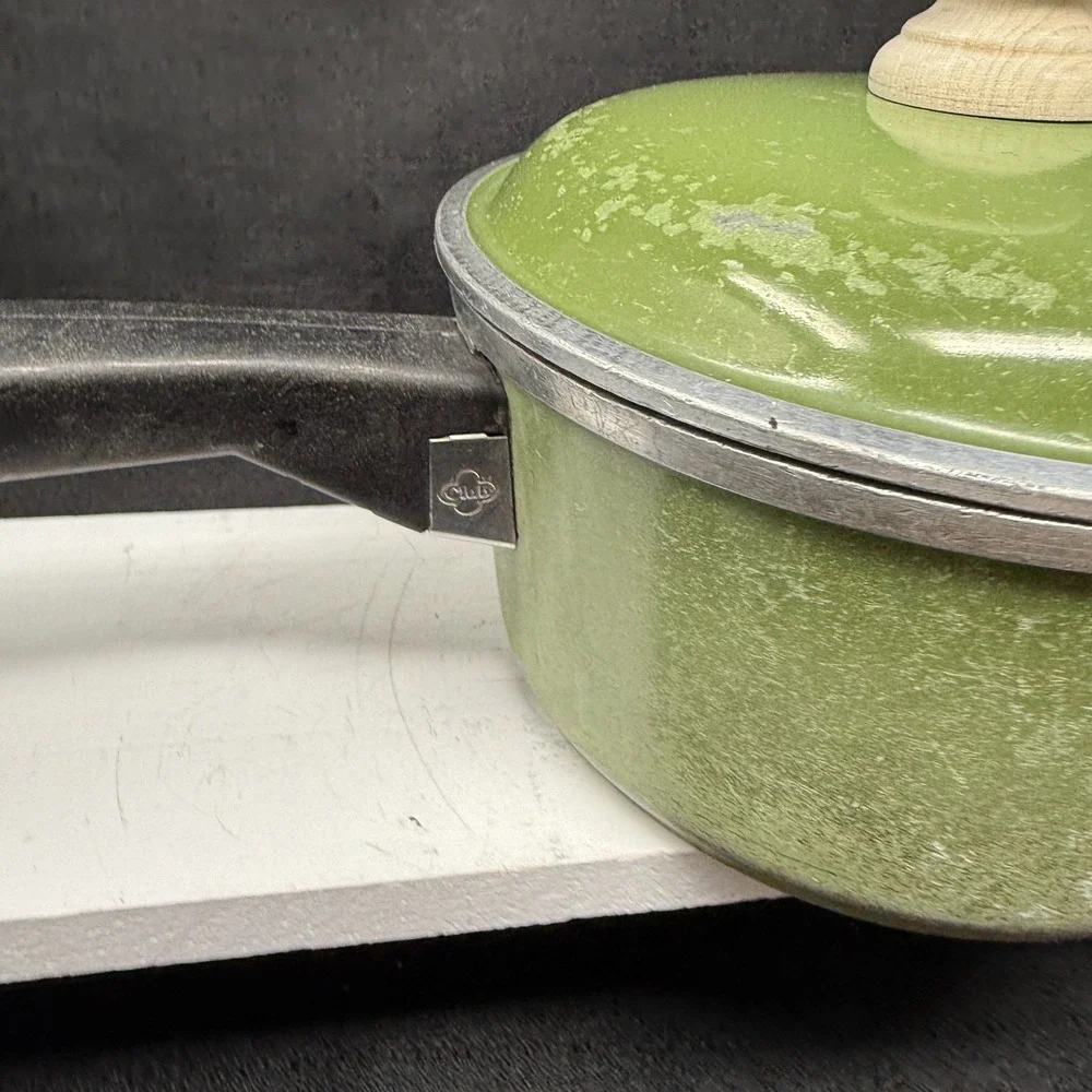 VTG 1960's CLUB Avocado Green Aluminum 3-quart Saucepan w/Lid WORN